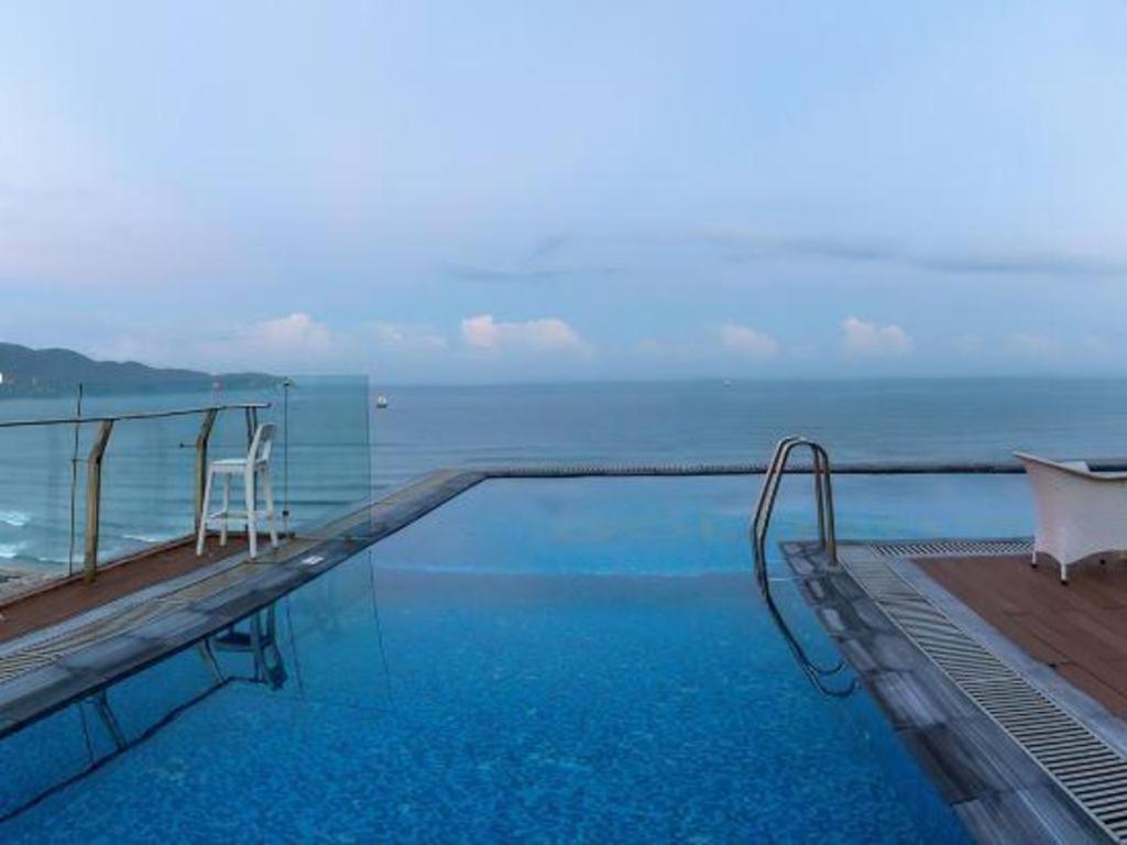 Golden Sea Hotel Da Nang Buitenkant foto