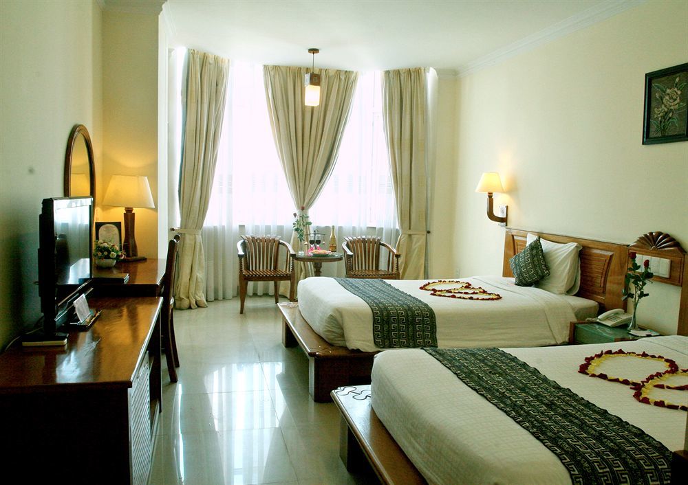 Golden Sea Hotel Da Nang Buitenkant foto